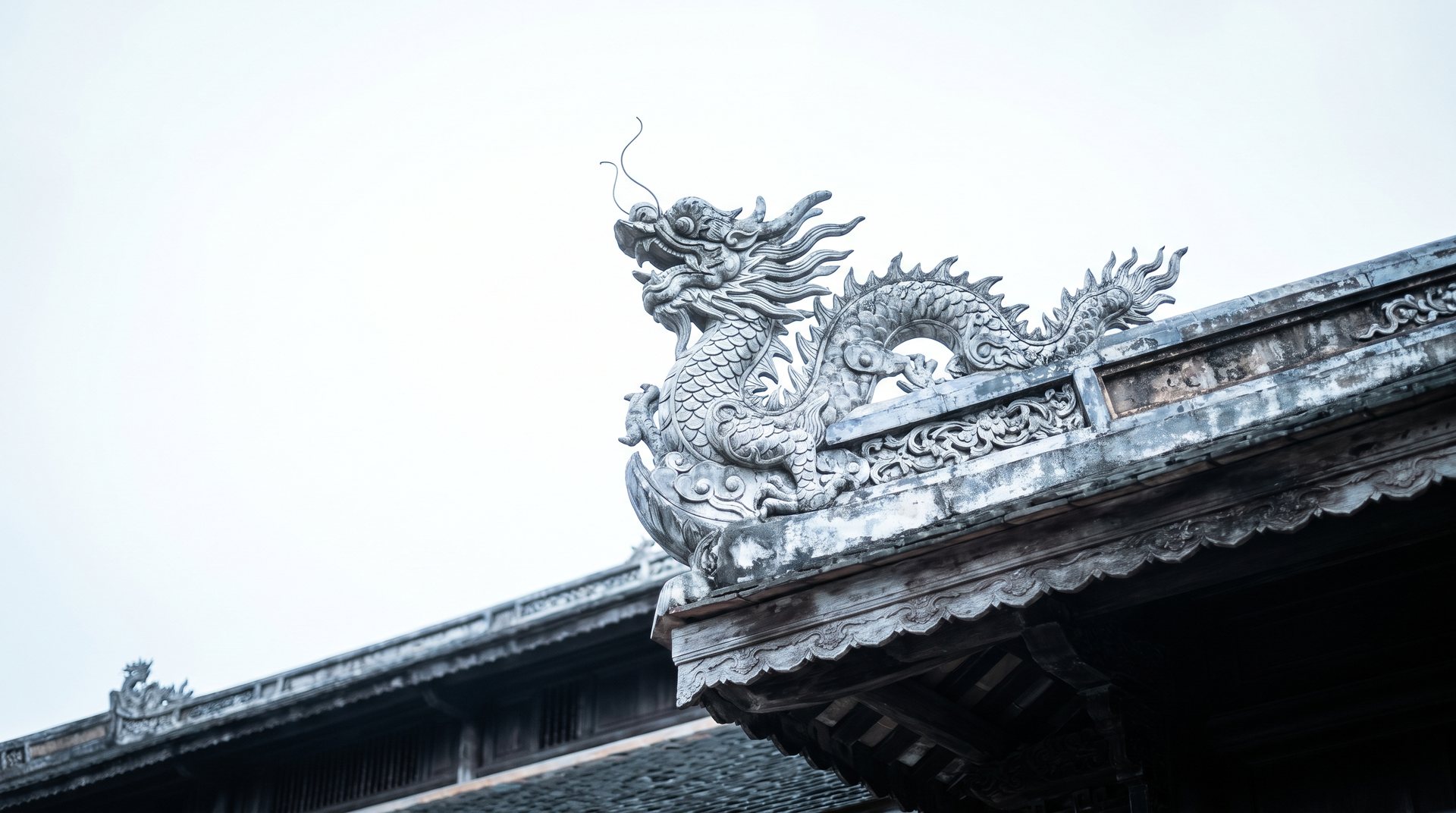 Nhã · the dragon eave of the Nguyễn imperial court, Huế